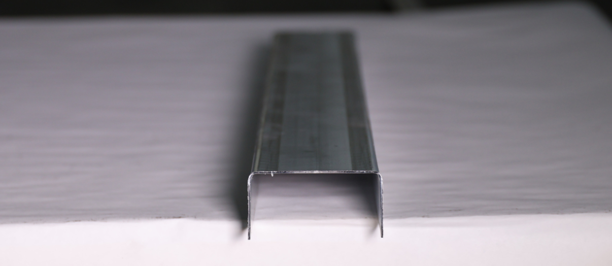 U-Channel selection in warehouse.